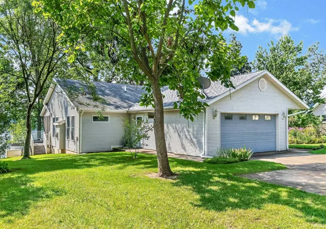 Photo 2 of Manufactured home for sale at 1480 W 635 N, Howe, IN 46746 | MLS# 202634507 | Listing updated on 2026-09-23