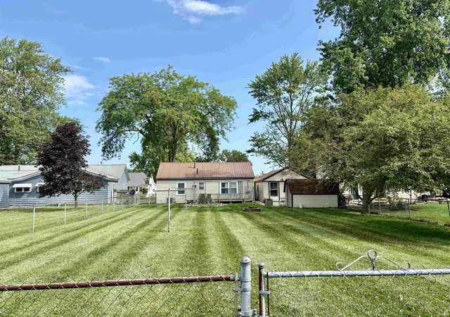 Photo 25 of Manufactured home for sale at 516 E Townley St, Bluffton, IN 46714 | MLS# 202634508 | Listing updated on 2026-10-06