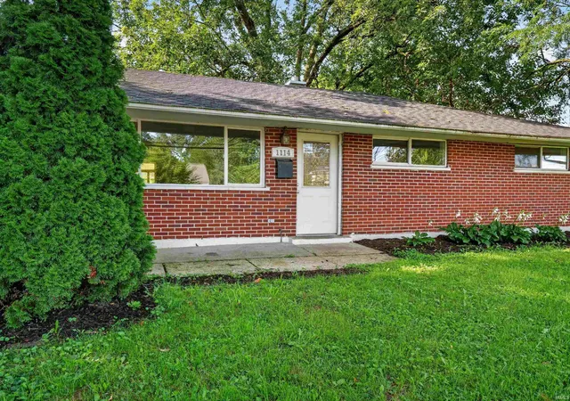 Photo 2 of Manufactured home for sale at 1114 Vance Ave, Fort Wayne, IN 46805 | MLS# 202634510 | Listing updated on 2026-09-15
