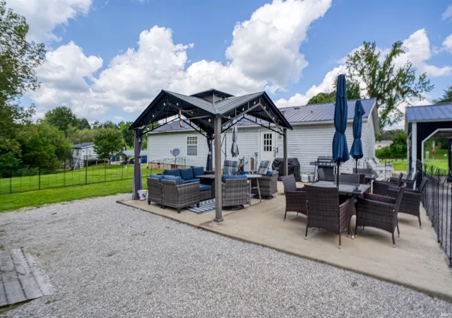 Photo 2 of Manufactured home for sale at 193 E Gentry, Rockport, IN 47635 | MLS# 202634512 | Listing updated on 2026-08-28