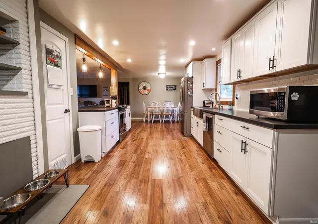 Photo 3 of Sale Pending at 17334 Lee Ln, Harlan, IN 46743 | MLS# 202634525 | Listing updated on 2026-08-29