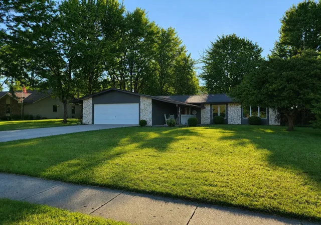 Photo 1 of Sale Pending at 700 Pine Run, Angola, IN 46703 | MLS# 202634532 | Listing updated on 2026-09-04