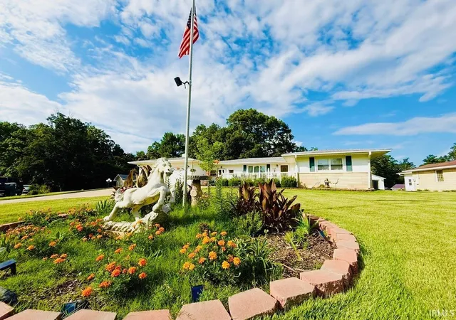 Photo 2 of Manufactured home for sale at 104 Inman Ct, Bedford, IN 47421 | MLS# 202634533 | Listing updated on 2026-09-09