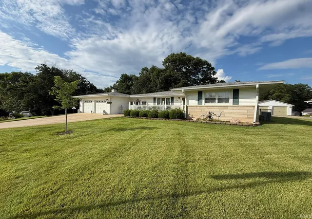 Photo 3 of Manufactured home for sale at 104 Inman Ct, Bedford, IN 47421 | MLS# 202634533 | Listing updated on 2026-09-09