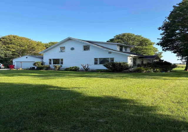 Photo 2 of Sale Pending at 705 S Logan St, Kewanna, IN 46939 | MLS# 202634534 | Listing updated on 2026-09-14