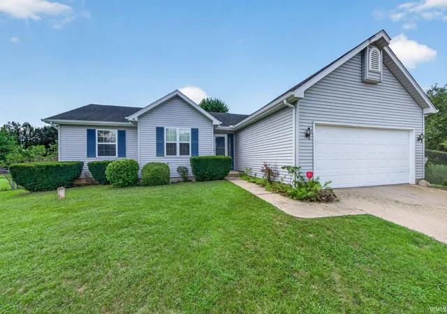 Photo 1 of Sale Pending at 10374 Sunview Dr, Osceola, IN 46561 | MLS# 202634556 | Listing updated on 2026-08-25