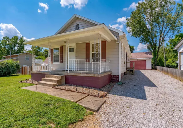 Photo 2 of Manufactured home for sale at 3428 Wansford Ave, Evansville, IN 47711 | MLS# 202634557 | Listing updated on 2026-09-09