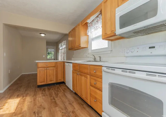 Photo 4 of Single family home for sale at 1112 Saint George Rd, Evansville, IN 47711 | MLS# 202634564 | Listing updated on 2026-10-13