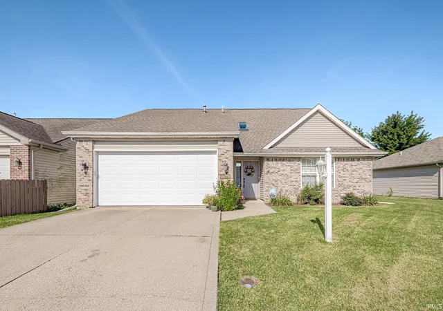 Photo 1 of Manufactured home for sale at 729 Browning St, Columbia City, IN 46725 | MLS# 202634565 | Listing updated on 2026-09-14