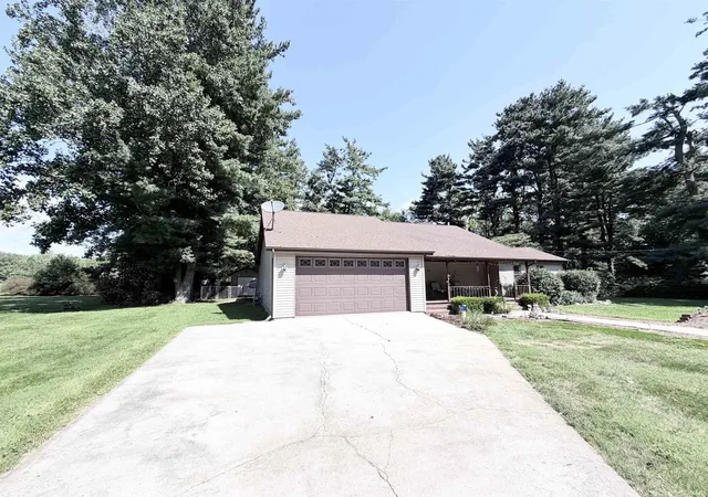 Photo 3 of Sale Pending at 617 W Cedar St, North Liberty, IN 46554 | MLS# 202634568 | Listing updated on 2026-09-18