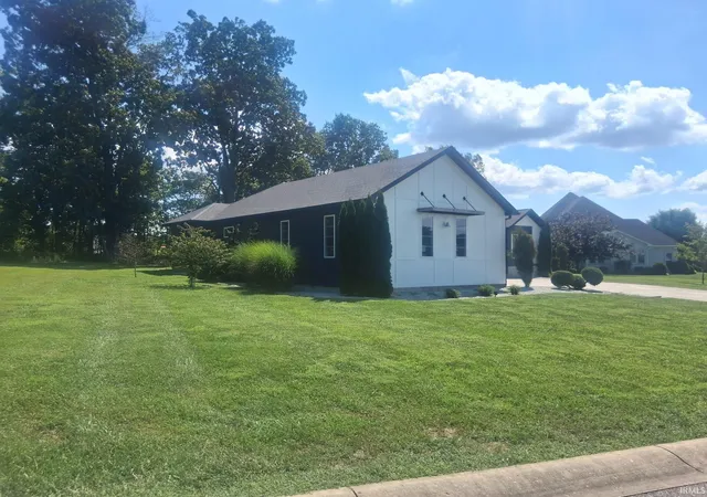 Photo 3 of Manufactured home for sale at 419 Summer Lake Dr, Bedford, IN 47421 | MLS# 202634578 | Listing updated on 2026-09-18