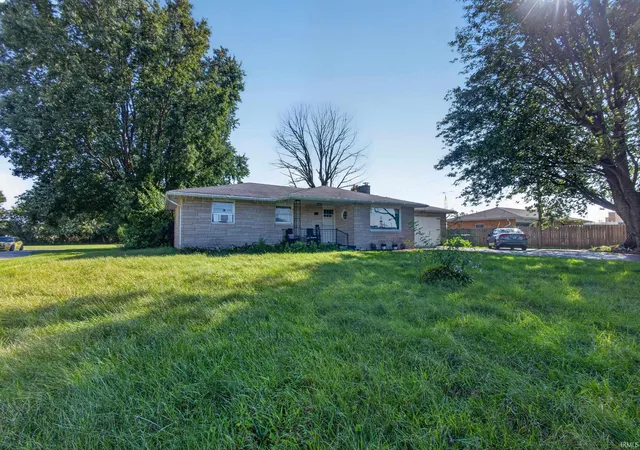 Photo 2 of Manufactured home for sale at 615 E Alto Rd, Kokomo, IN 46902 | MLS# 202634582 | Listing updated on 2026-09-08
