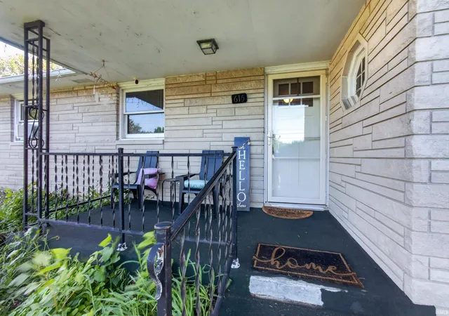 Photo 3 of Manufactured home for sale at 615 E Alto Rd, Kokomo, IN 46902 | MLS# 202634582 | Listing updated on 2026-09-08