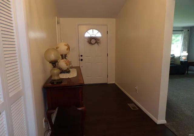 Photo 3 of Manufactured home for sale at 9315 E Jackson St, Selma, IN 47383 | MLS# 202634586 | Listing updated on 2026-10-21