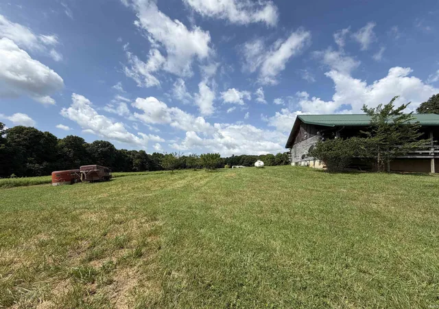 Photo 3 of Manufactured home for sale at 9901 W Thacker Rd, Bloomington, IN 47403 | MLS# 202634592 | Listing updated on 2026-09-12