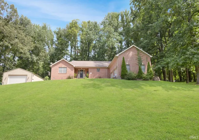 Photo 2 of Manufactured home for sale at 11226 Vixen Dr, Evansville, IN 47712 | MLS# 202634596 | Listing updated on 2026-08-24