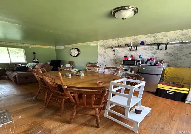 Photo 3 of Manufactured home for sale at 2221 W South St, Mexico, IN 46958 | MLS# 202634599 | Listing updated on 2026-08-24