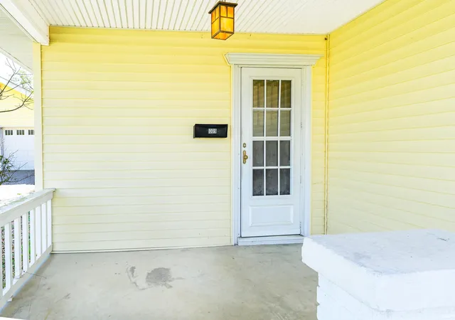 Photo 3 of Manufactured home for sale at 1309 S Lincoln St, Bloomington, IN 47401 | MLS# 202634608 | Listing updated on 2026-08-24