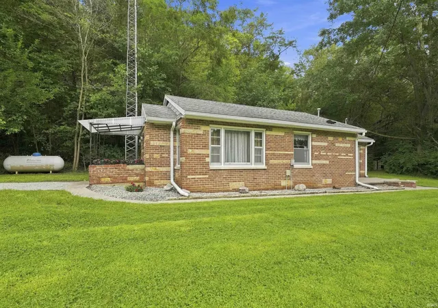 Photo 2 of Manufactured home for sale at 6722 E Wabash Rd, Peru, IN 46970 | MLS# 202634613 | Listing updated on 2026-09-06
