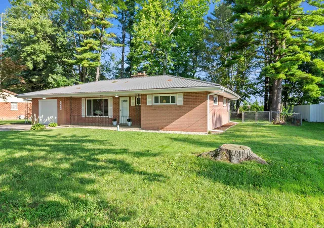 Photo 2 of Manufactured home for sale at 1406 W 38th St, Marion, IN 46953 | MLS# 202634619 | Listing updated on 2026-09-05