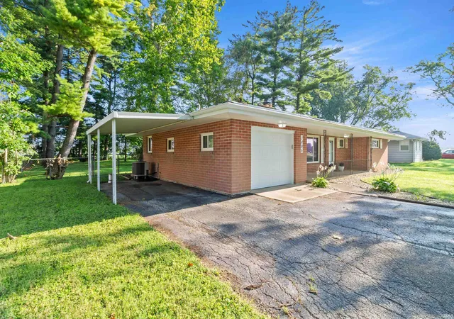 Photo 3 of Manufactured home for sale at 1406 W 38th St, Marion, IN 46953 | MLS# 202634619 | Listing updated on 2026-09-15