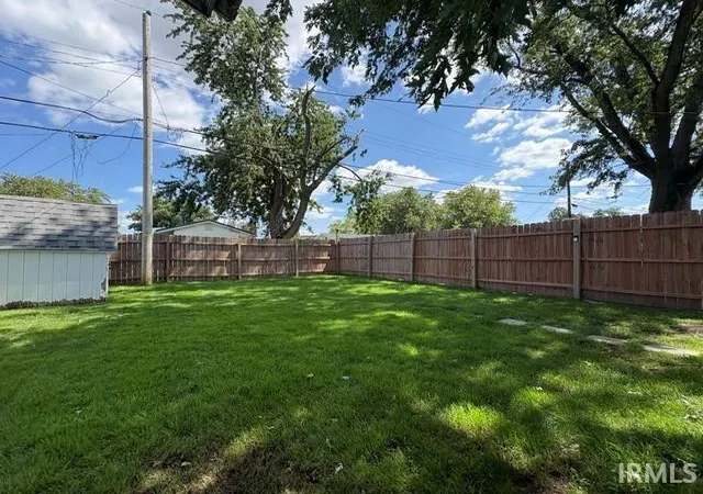 Photo 3 of Sale Pending at 714 N Knight Cir, Marion, IN 46952 | MLS# 202634628 | Listing updated on 2026-09-16