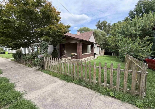 Photo 2 of Manufactured home for sale at 1128 Cummings St, Logansport, IN 46947 | MLS# 202634651 | Listing updated on 2026-08-25