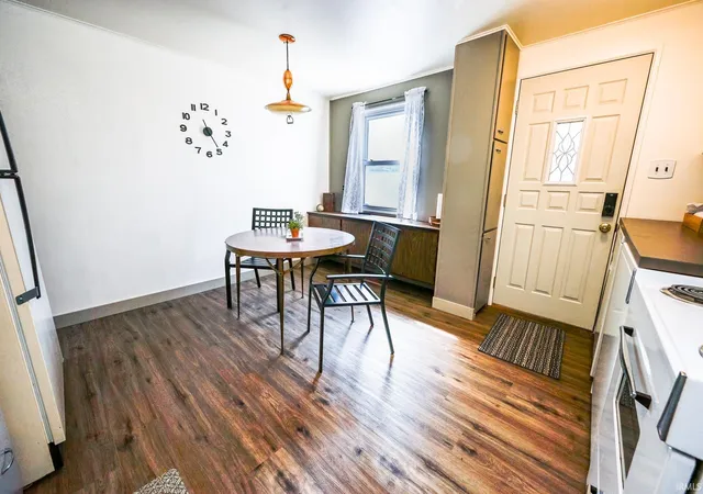Photo 4 of Manufactured home for sale at 333 Manchester Dr, South Bend, IN 46615 | MLS# 202634654 | Listing updated on 2026-10-19