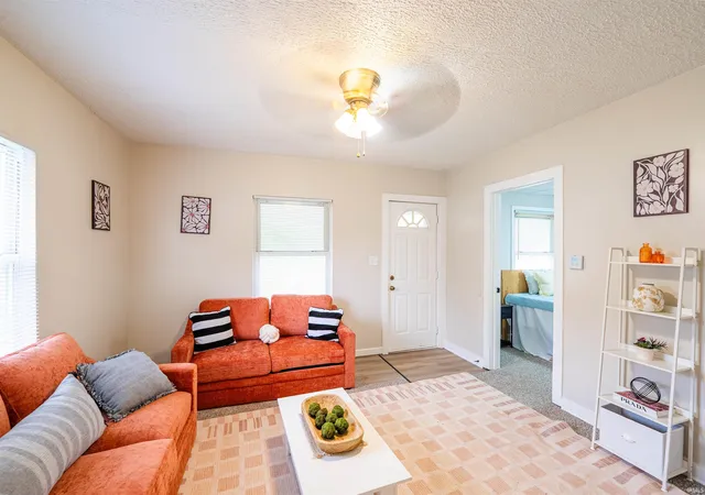 Photo 3 of Manufactured home for sale at 2202 S Delawanda Ave, Muncie, IN 47302 | MLS# 202634665 | Listing updated on 2026-09-15