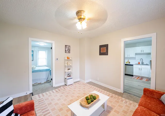 Photo 3 of Manufactured home for sale at 2202 S Delawanda Ave, Muncie, IN 47302 | MLS# 202634665 | Listing updated on 2026-09-15