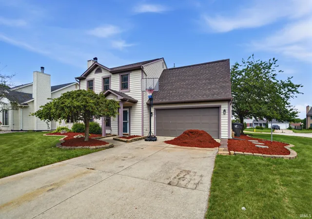 Photo 2 of Sale Pending at 1108 Silver Springs Ct, Fort Wayne, IN 46825 | MLS# 202634672 | Listing updated on 2026-08-27