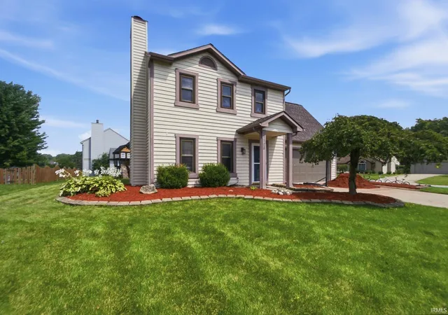 Photo 3 of Sale Pending at 1108 Silver Springs Ct, Fort Wayne, IN 46825 | MLS# 202634672 | Listing updated on 2026-08-27