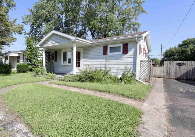 Photo 2 of Manufactured home for sale at 1408 E 24th St, Muncie, IN 47302 | MLS# 202634680 | Listing updated on 2026-08-25