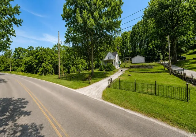 Photo 2 of Sale Pending at 695 Riverside Dr, Peru, IN 46970 | MLS# 202634692 | Listing updated on 2026-08-28