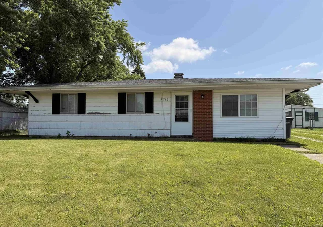 Photo 1 of Sale Pending at 5712 Seneca Trl, Kokomo, IN 46902 | MLS# 202634694 | Listing updated on 2026-09-03