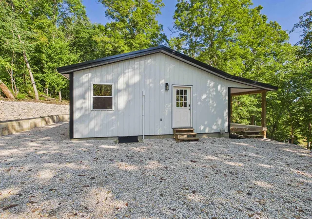 Photo 3 of Manufactured home for sale at 18365 Riviera Ln, Shoals, IN 47581 | MLS# 202634696 | Listing updated on 2026-09-14