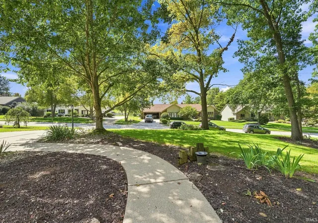 Photo 3 of Sale Pending at 11130 Rolling Pine Run, Fort Wayne, IN 46814 | MLS# 202634699 | Listing updated on 2026-09-17