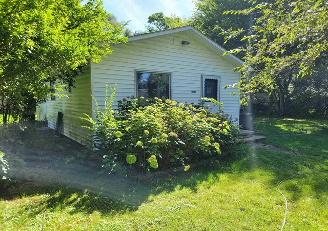 Photo 1 of Manufactured home for sale at 19952 Jane St, South Bend, IN 46637 | MLS# 202634706 | Listing updated on 2026-09-11