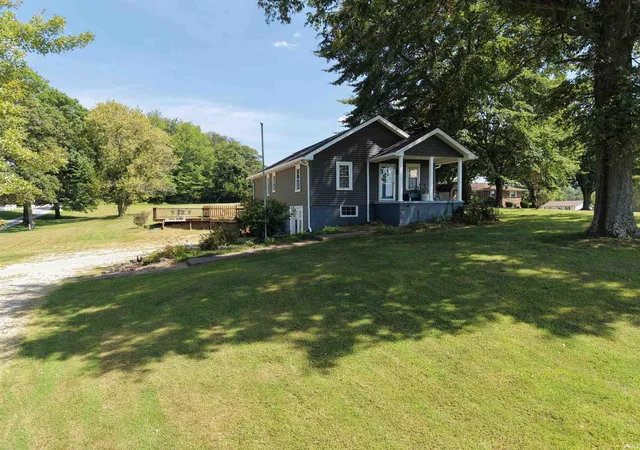 Photo 3 of Manufactured home for sale at 719 Schroeder Ln, Evansville, IN 47712 | MLS# 202634712 | Listing updated on 2026-08-30