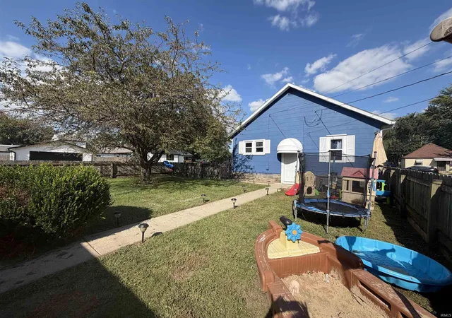 Photo 2 of Manufactured home for sale at 1619 N Lindsay St, Kokomo, IN 46901 | MLS# 202634715 | Listing updated on 2026-09-07