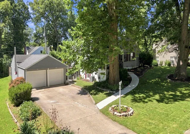 Photo 2 of Sale Pending at 3365 Garland Ave, Fort Wayne, IN 46805 | MLS# 202634717 | Listing updated on 2026-08-29