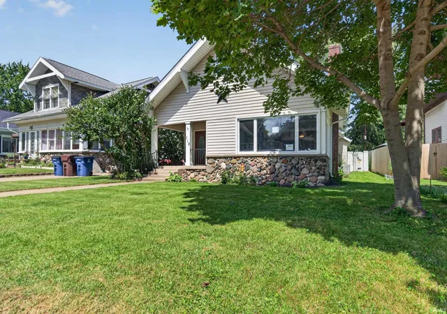 Photo 3 of Manufactured home for sale at 718 W Nelson St, Marion, IN 46952 | MLS# 202634723 | Listing updated on 2026-08-28