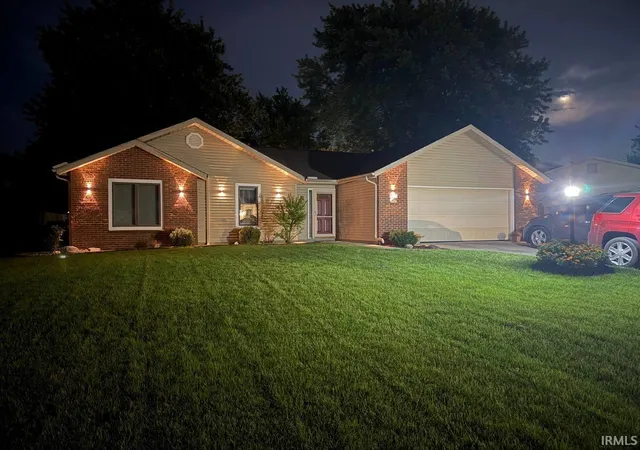 Photo 2 of Sale Pending at 7828 Ridgeside 7828 Ridgeside Ln, Fort Wayne, IN 46835 | MLS# 202634732 | Listing updated on 2026-09-11