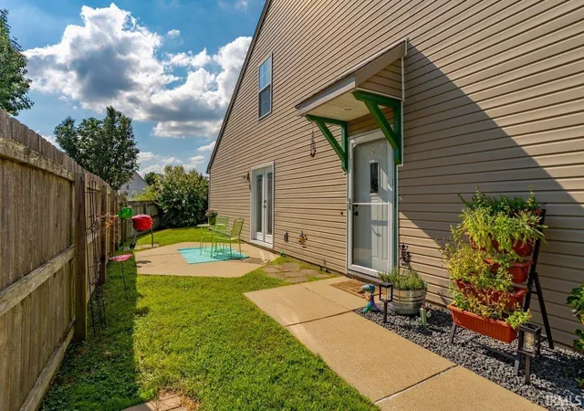 Photo 4 of Manufactured home for sale at 9546 Cayes Dr, Evansville, IN 47725 | MLS# 202634734 | Listing updated on 2026-09-11