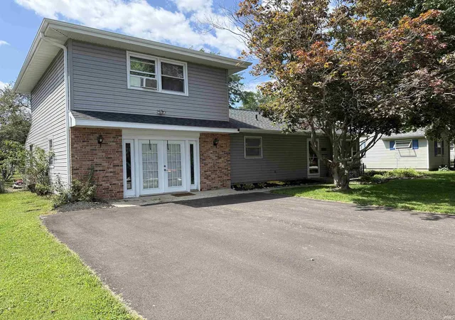 Photo 2 of Sale Pending at 1010 S Hamilton St, Delphi, IN 46923 | MLS# 202634747 | Listing updated on 2026-09-01