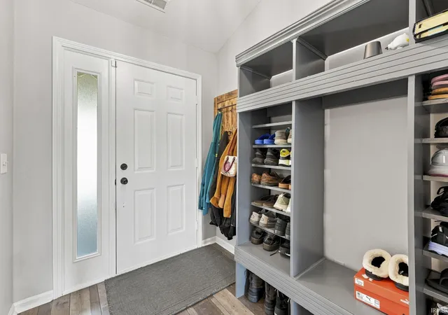 Photo 3 of Manufactured home for sale at 8705 Goshawk Ln, Fort Wayne, IN 46825 | MLS# 202634749 | Listing updated on 2026-09-20