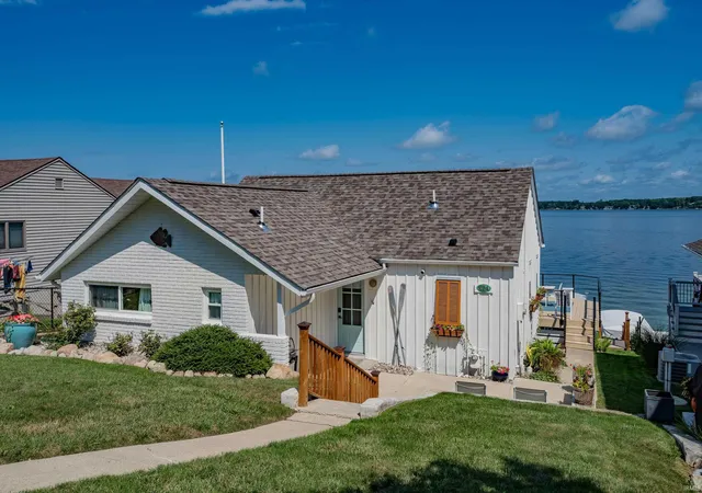 Photo 1 of Manufactured home for sale at 824 South Clear Lake Dr, Fremont, IN 46737 | MLS# 202634767 | Listing updated on 2026-09-18