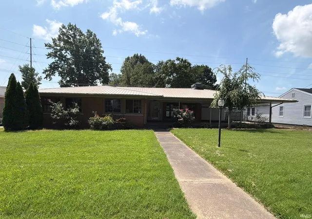 Manufactured home for sale at 1222 E Second St, Mount Vernon, IN 47620 | MLS# 202634771