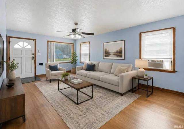 Photo 3 of Manufactured home for sale at 4416 Standish Dr, Fort Wayne, IN 46806 | MLS# 202634772 | Listing updated on 2026-09-12