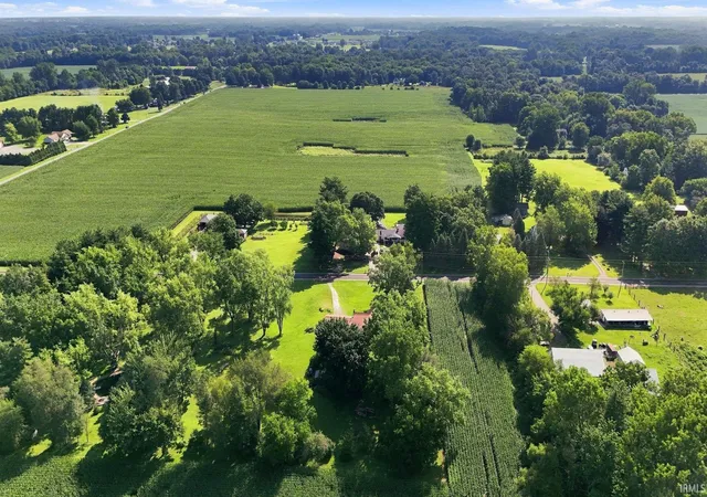 Photo 37 of Sale Pending at 2331 S Packerton Rd, Warsaw, IN 46580 | MLS# 202634774 | Listing updated on 2026-10-02